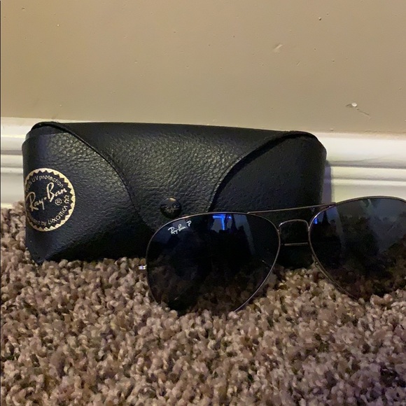 Ray-bans sunglasses - Picture 1 of 5
